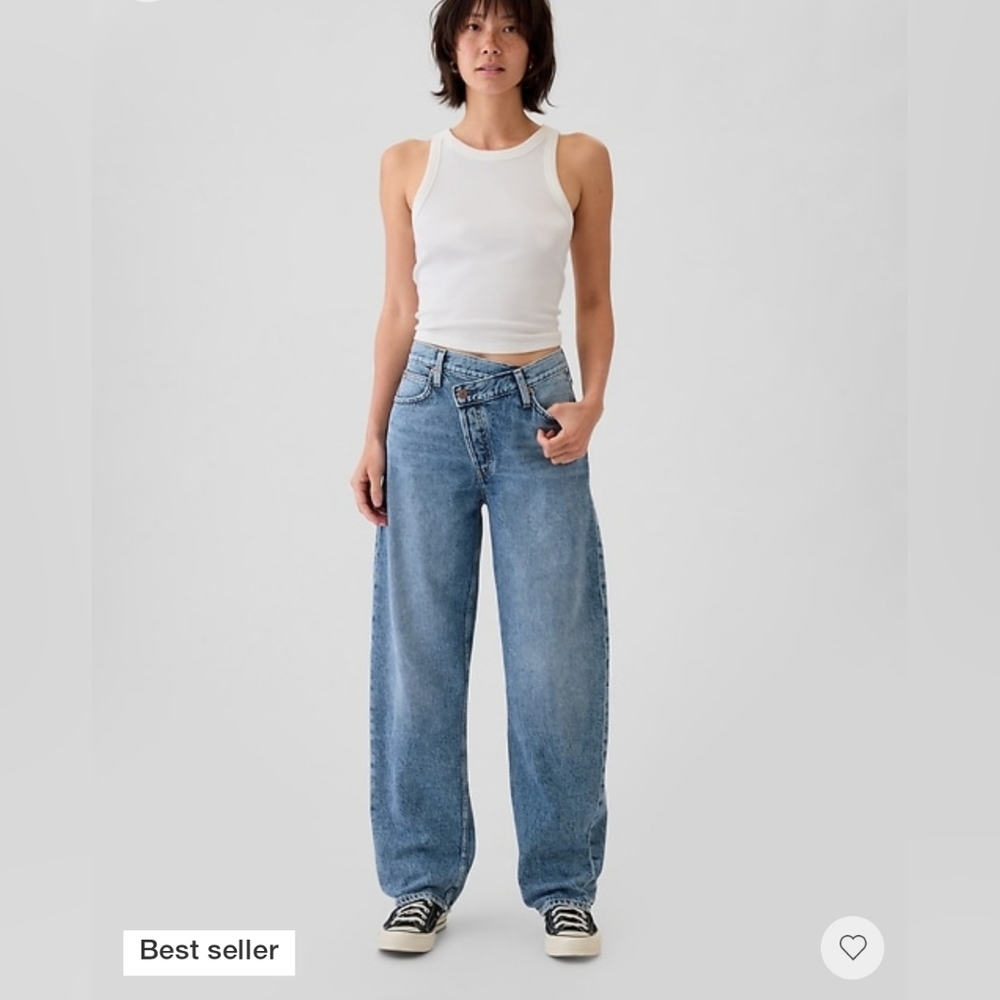 NWT GAP Highrise Crossover Barrel Jean